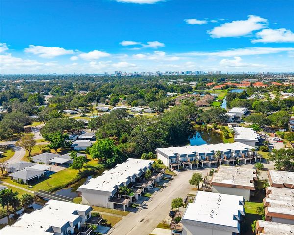 3348 RAMBLEWOOD PLACE, Sarasota, FL 34237