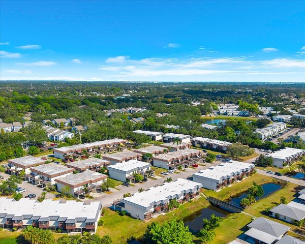 3348 RAMBLEWOOD PLACE, Sarasota, FL 34237