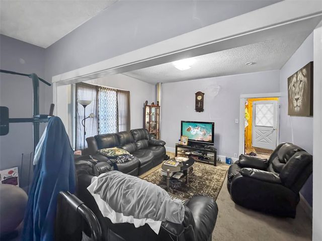 1542 Bellevue Avenue, Eau Claire, WI 54703