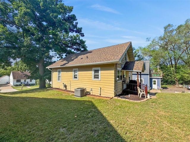 1542 Bellevue Avenue, Eau Claire, WI 54703