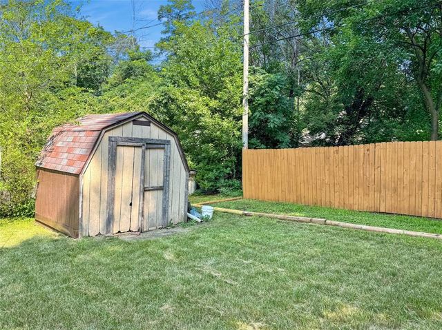 1542 Bellevue Avenue, Eau Claire, WI 54703