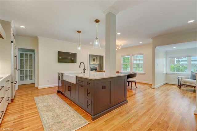 108 Arden Place, Greensboro, NC 27403