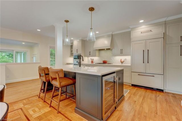 108 Arden Place, Greensboro, NC 27403