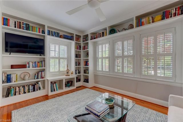 108 Arden Place, Greensboro, NC 27403