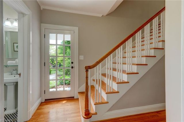 108 Arden Place, Greensboro, NC 27403