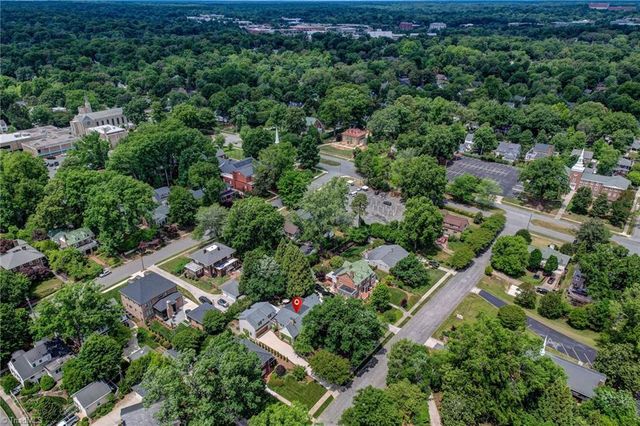 108 Arden Place, Greensboro, NC 27403