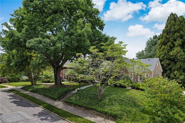 108 Arden Place, Greensboro, NC 27403