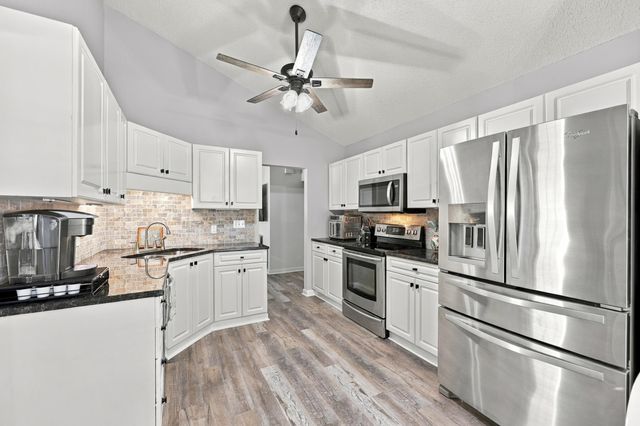 513 6th Ave. S, North Myrtle Beach, SC 29582