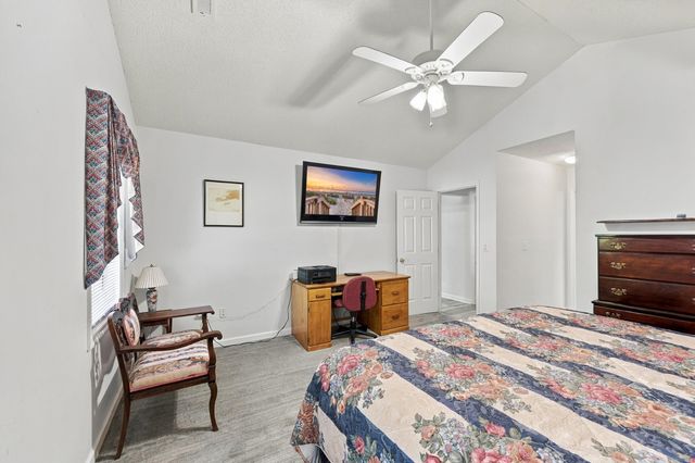 513 6th Ave. S, North Myrtle Beach, SC 29582