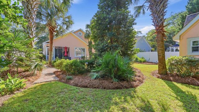 513 6th Ave. S, North Myrtle Beach, SC 29582