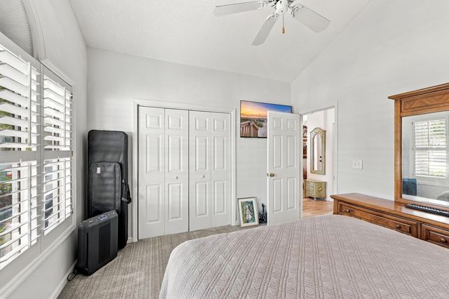 513 6th Ave. S, North Myrtle Beach, SC 29582