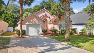 513 6th Ave. S, North Myrtle Beach, SC 29582