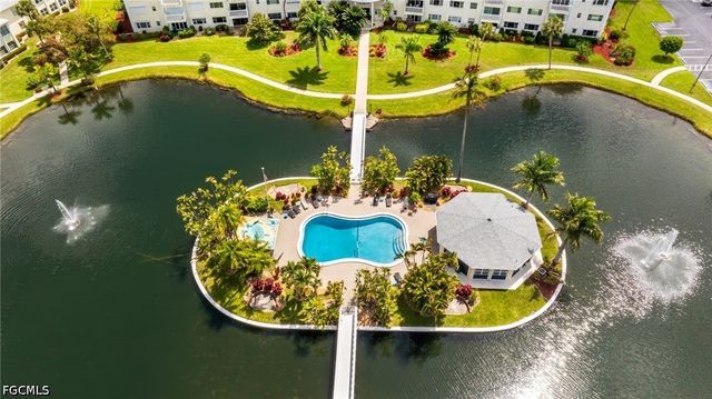 13520 Stratford Place CIR 201, Fort Myers, FL 33919