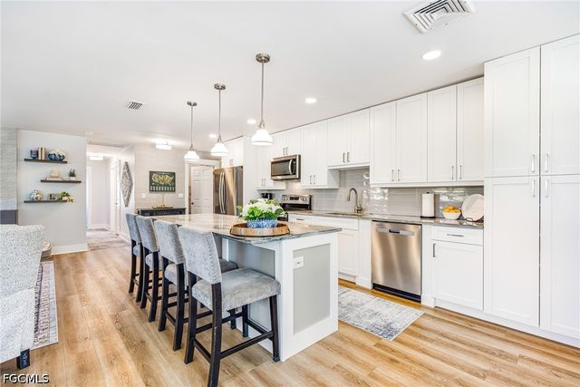 13520 Stratford Place CIR 201, Fort Myers, FL 33919