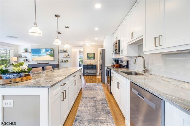 13520 Stratford Place CIR 201, Fort Myers, FL 33919