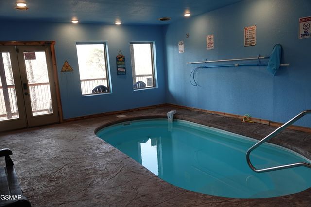 2021 Settlers Ridge Way, Gatlinburg, TN 37738