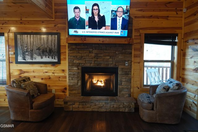 2021 Settlers Ridge Way, Gatlinburg, TN 37738