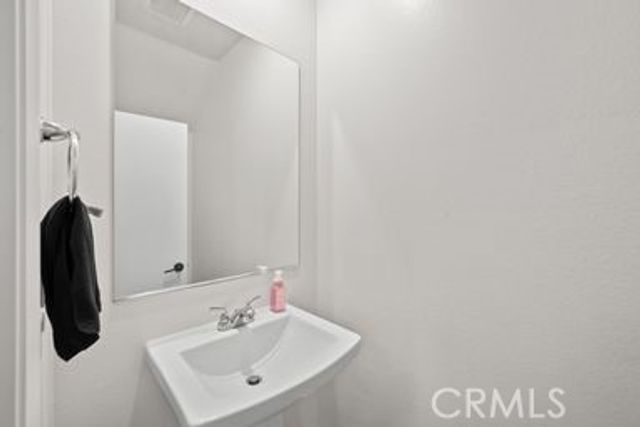 312 Zest Lane, Fallbrook, CA 92028