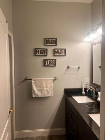 5526 Place Lake Drive, Fort Pierce, FL 34951
