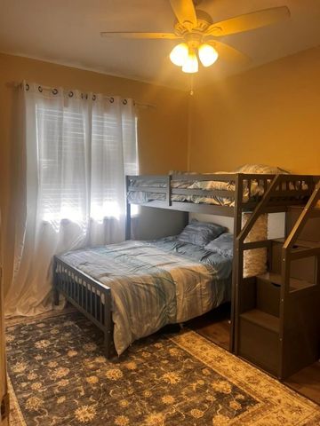 5526 Place Lake Drive, Fort Pierce, FL 34951