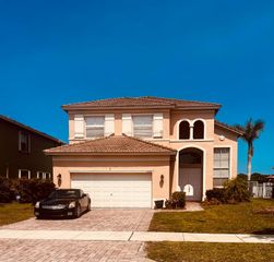 5526 Place Lake Drive, Fort Pierce, FL 34951