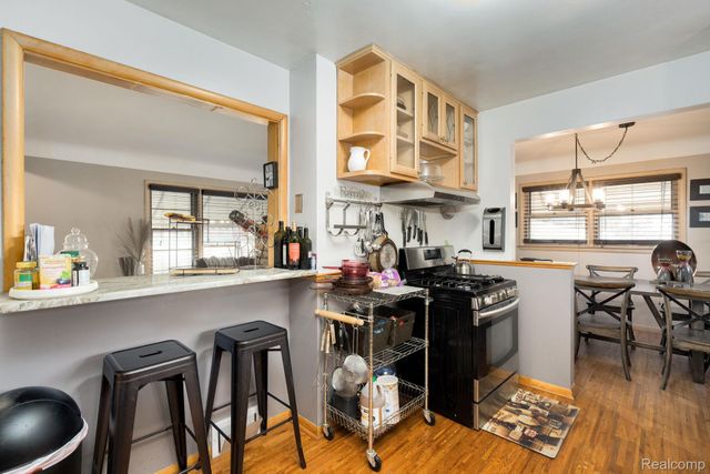 392 Cambridge Drive, Mt. Clemens, MI 48043