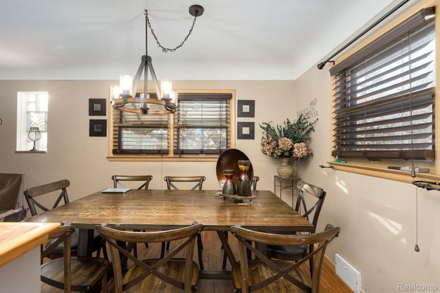 392 Cambridge Drive, Mt. Clemens, MI 48043