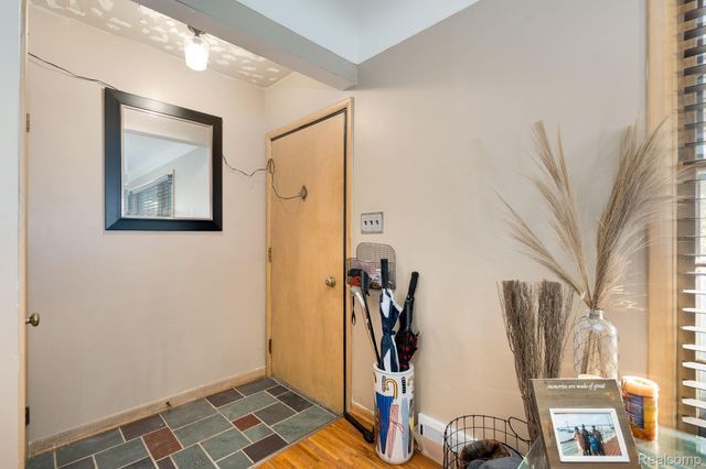 392 Cambridge Drive, Mt. Clemens, MI 48043
