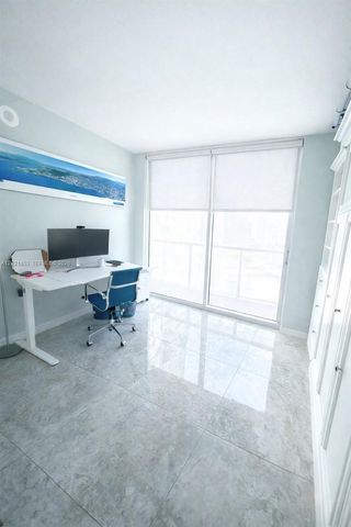 55 SE 6th St 3001, Miami, FL 33131