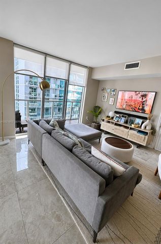 55 SE 6th St 3001, Miami, FL 33131
