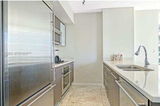 55 SE 6th St 3001, Miami, FL 33131