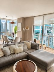 55 SE 6th St 3001, Miami, FL 33131