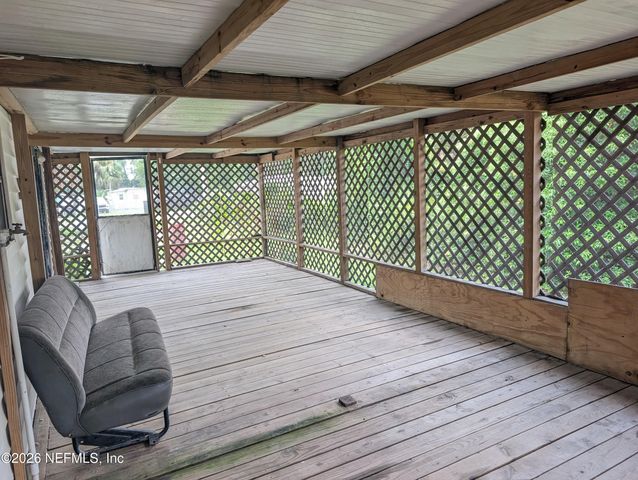 1081 OLD GAINESVILLE Highway, Interlachen, FL 32148