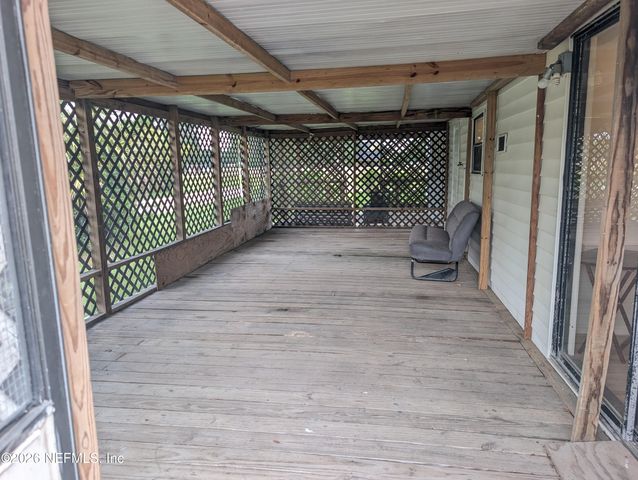 1081 OLD GAINESVILLE Highway, Interlachen, FL 32148