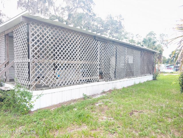 1081 OLD GAINESVILLE Highway, Interlachen, FL 32148