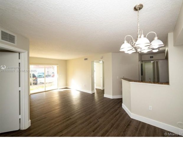 17622 NW 25th Avenue 101, Miami Gardens, FL 33056