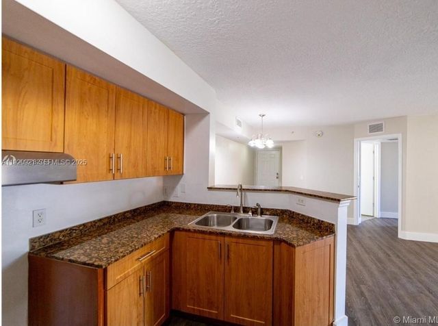 17622 NW 25th Avenue 101, Miami Gardens, FL 33056