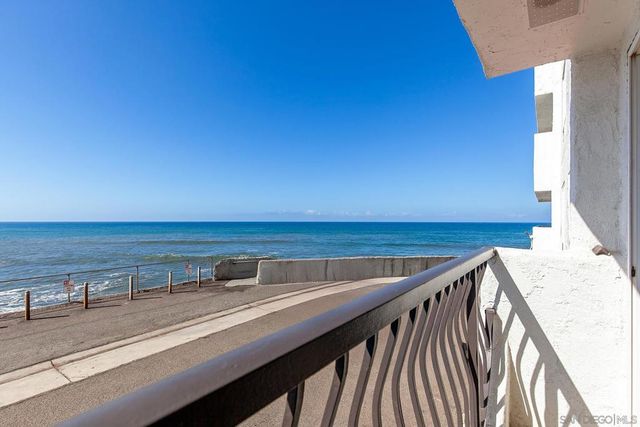 4878 Pescadero Ave 103, San Diego, CA 92107