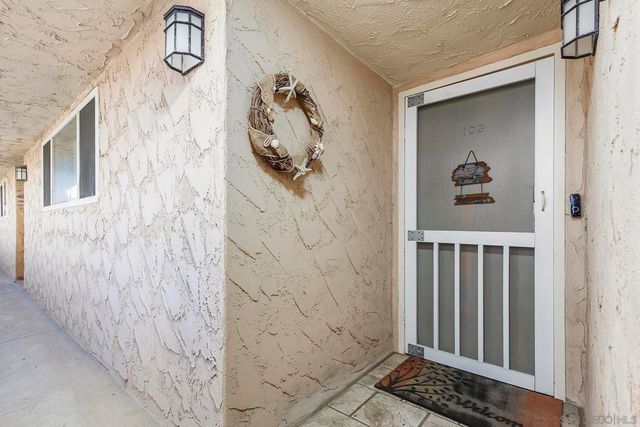 4878 Pescadero Ave 103, San Diego, CA 92107