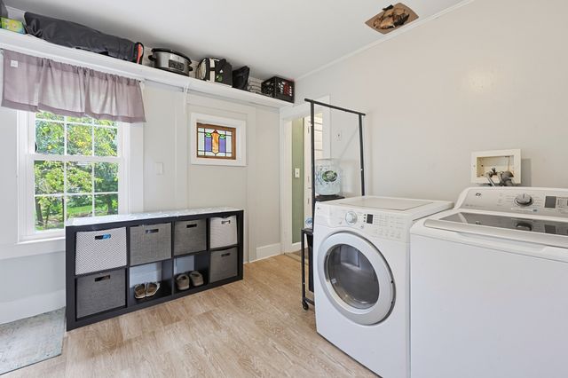 14 Mayhew St, Hopkinton, MA 01748