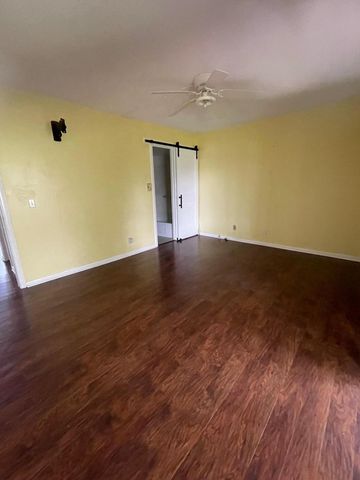 376 Windsor Q, West Palm Beach, FL 33417