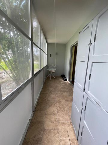 376 Windsor Q, West Palm Beach, FL 33417