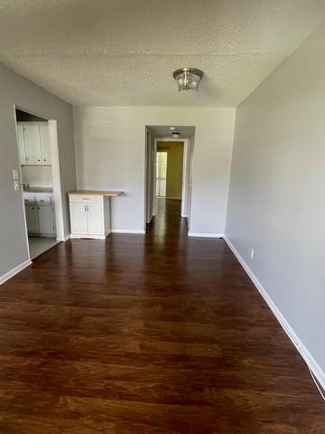 376 Windsor Q, West Palm Beach, FL 33417