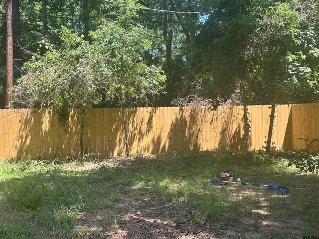 901 Cliff St, Quitman, TX 75783