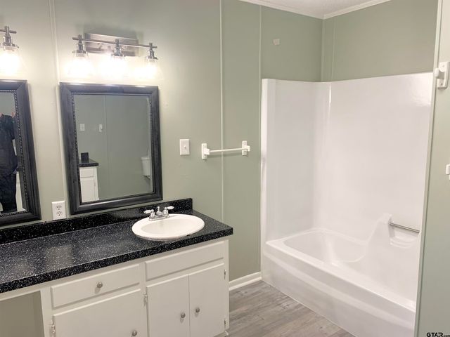 901 Cliff St, Quitman, TX 75783