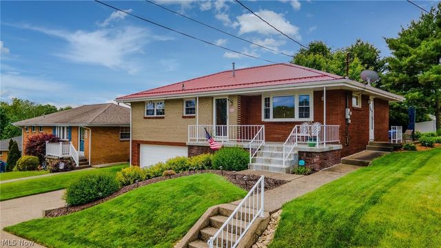 256 Fernwood Avenue, Weirton, WV 26062