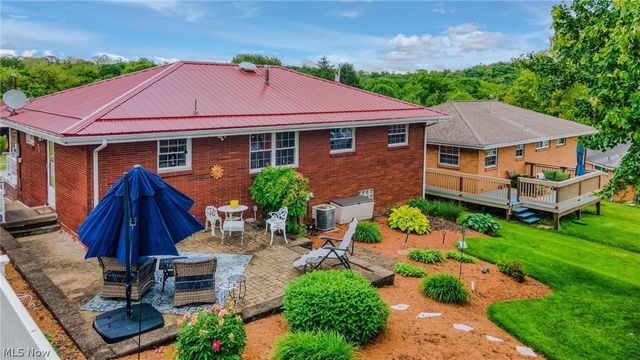 256 Fernwood Avenue, Weirton, WV 26062