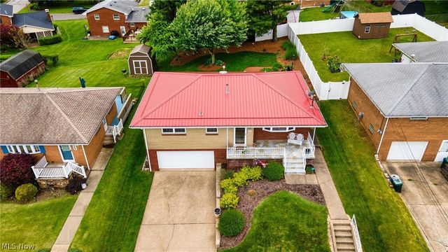 256 Fernwood Avenue, Weirton, WV 26062