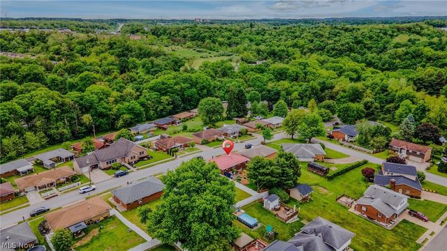 256 Fernwood Avenue, Weirton, WV 26062