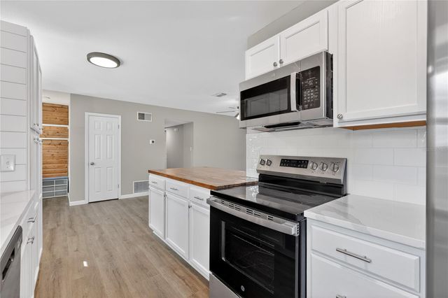 3201 JOYANN STREET, Orlando, FL 32810